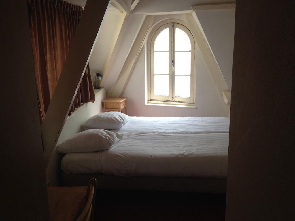 Budget Season Star Hotel Ámsterdam Habitación foto